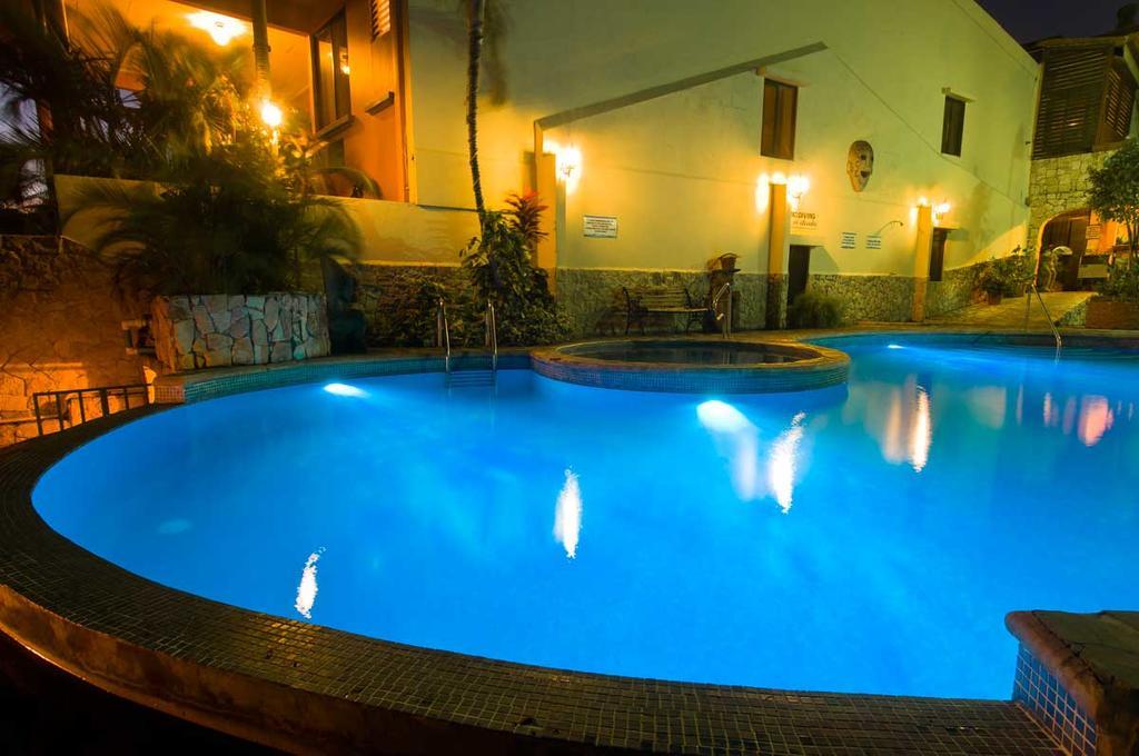 Adventure Hotel 4*